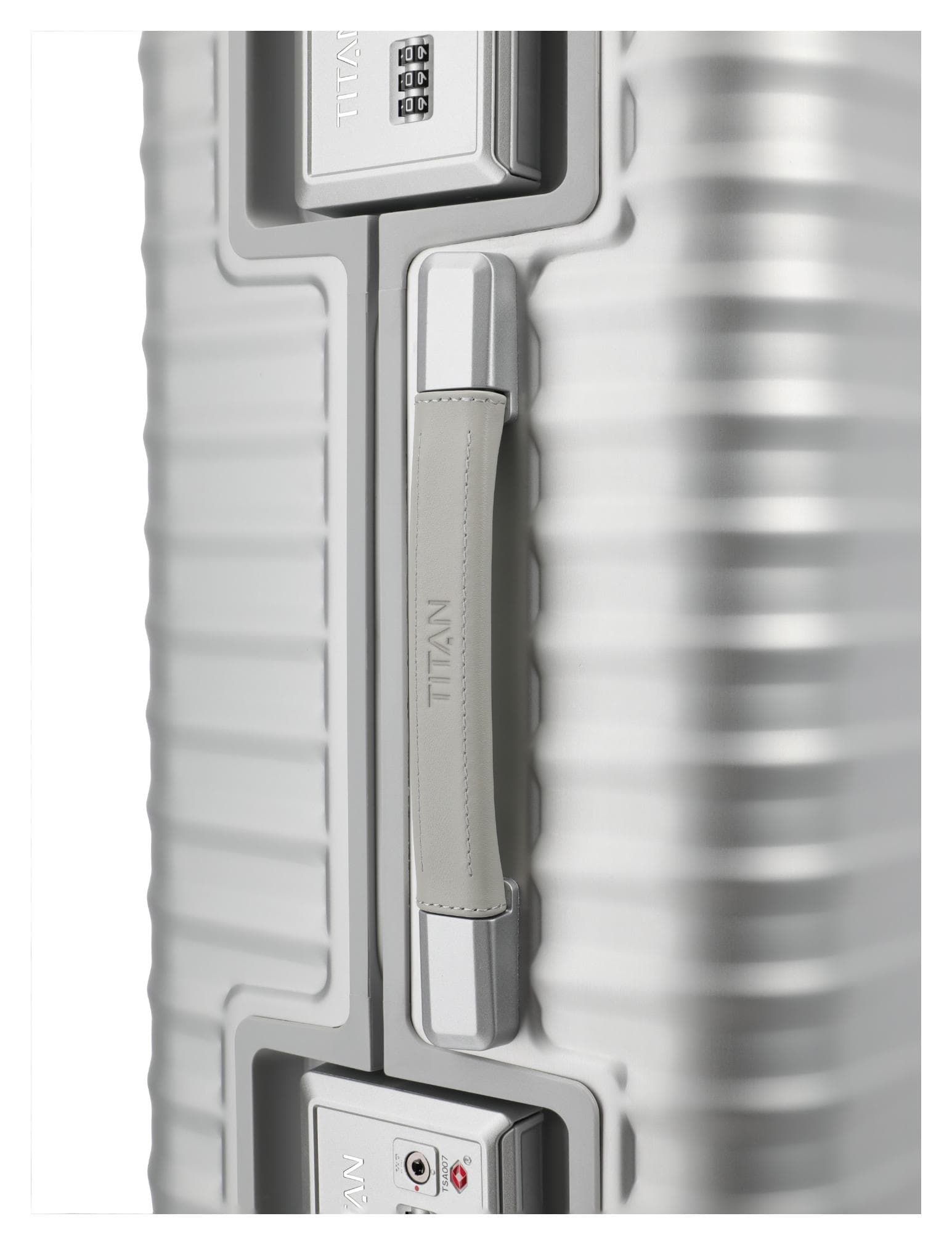 Hliníkový kufr Titan Eternity M plus Silver 6