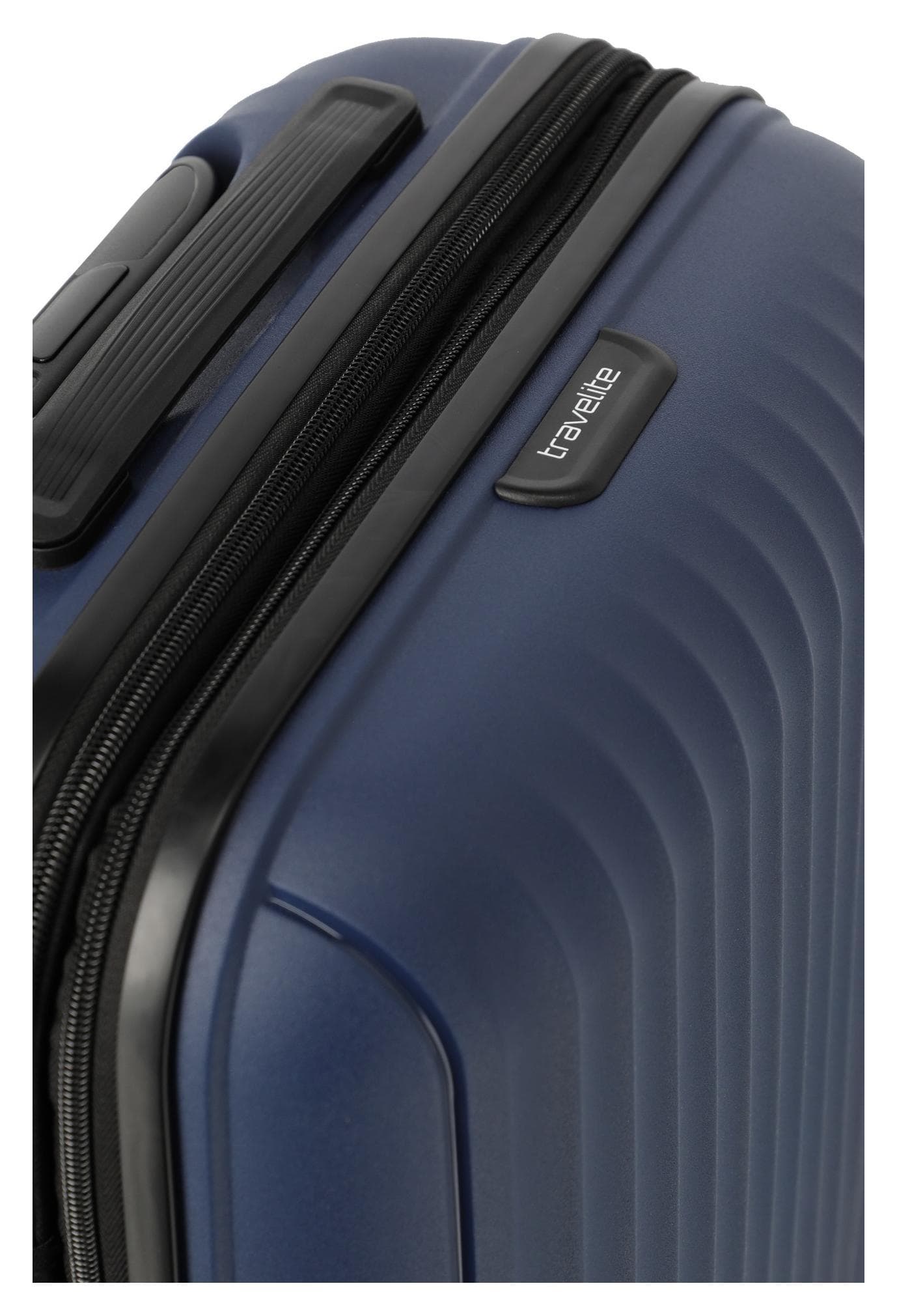 Střední skořepinový kufr Travelite Skymate M Navy 6