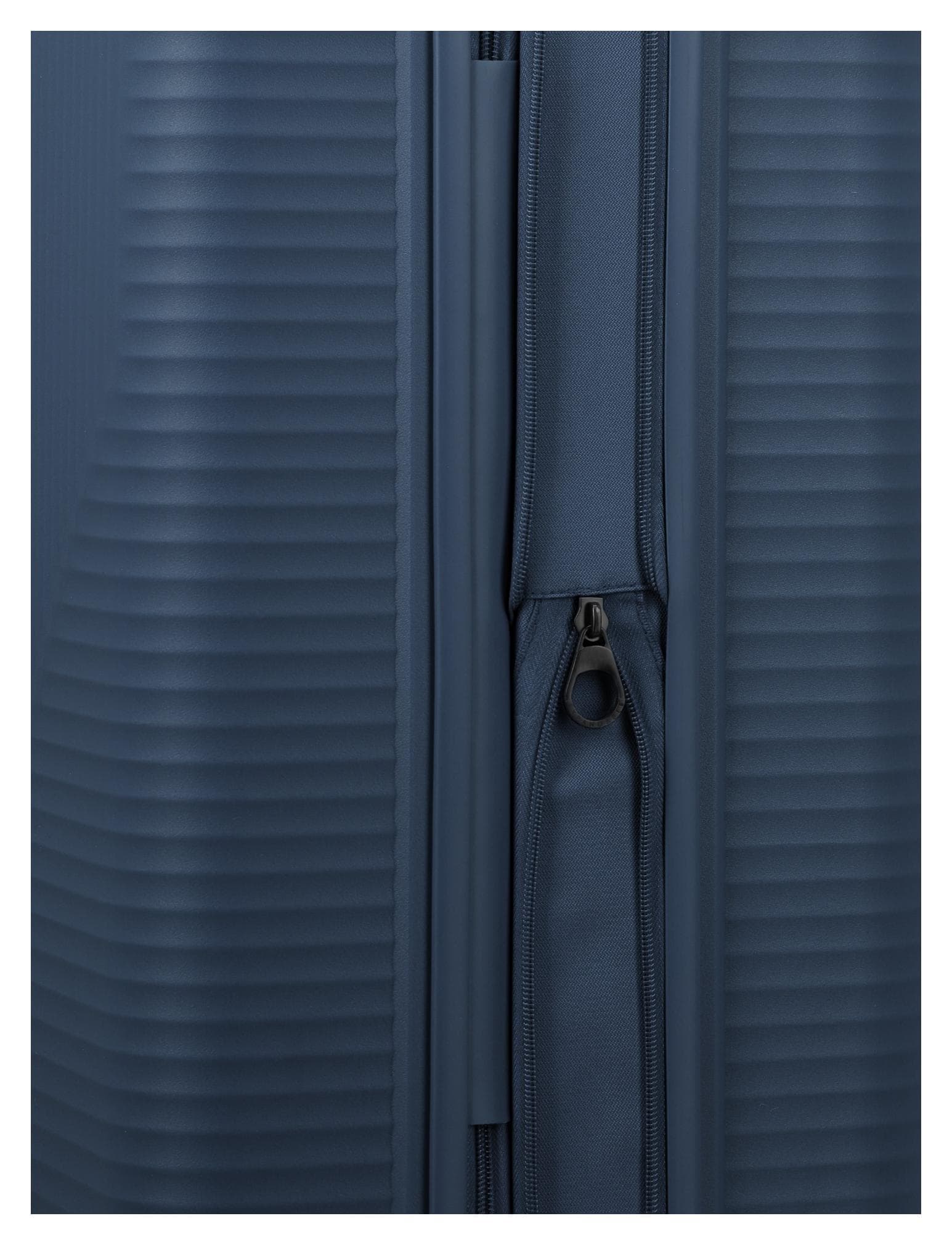 Střední cestovní kufr na kolečkách Travelite Air Stripe M Navy 5