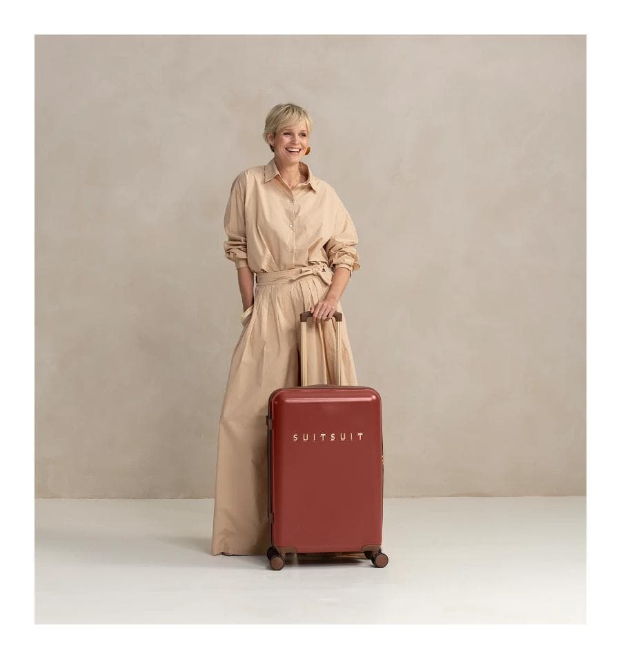 Střední skořepinový kufr na kolečkách SUITSUIT Fab Seventies TR-7221/3-M Red Ochre 2