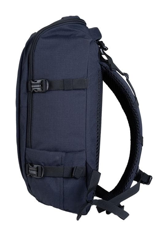 Cestovní batoh do letadla CabinZero Adventure 32L Absolute Black 5