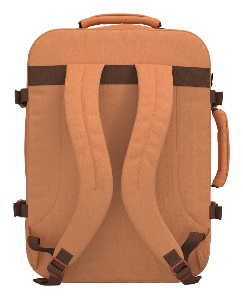 Cestovní batoh do letadla CabinZero Classic 44L Gobi sands 5