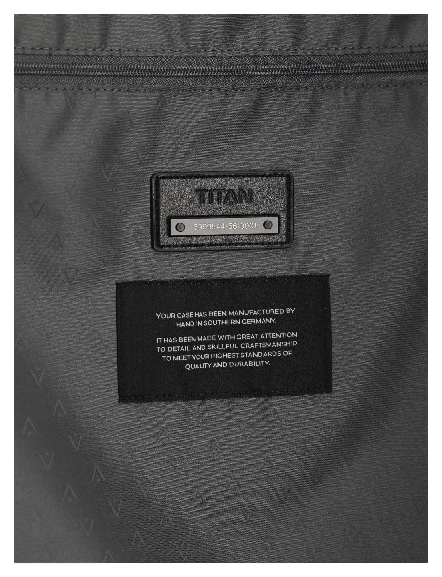 Hliníkový kufr Titan Eternity M plus Silver
